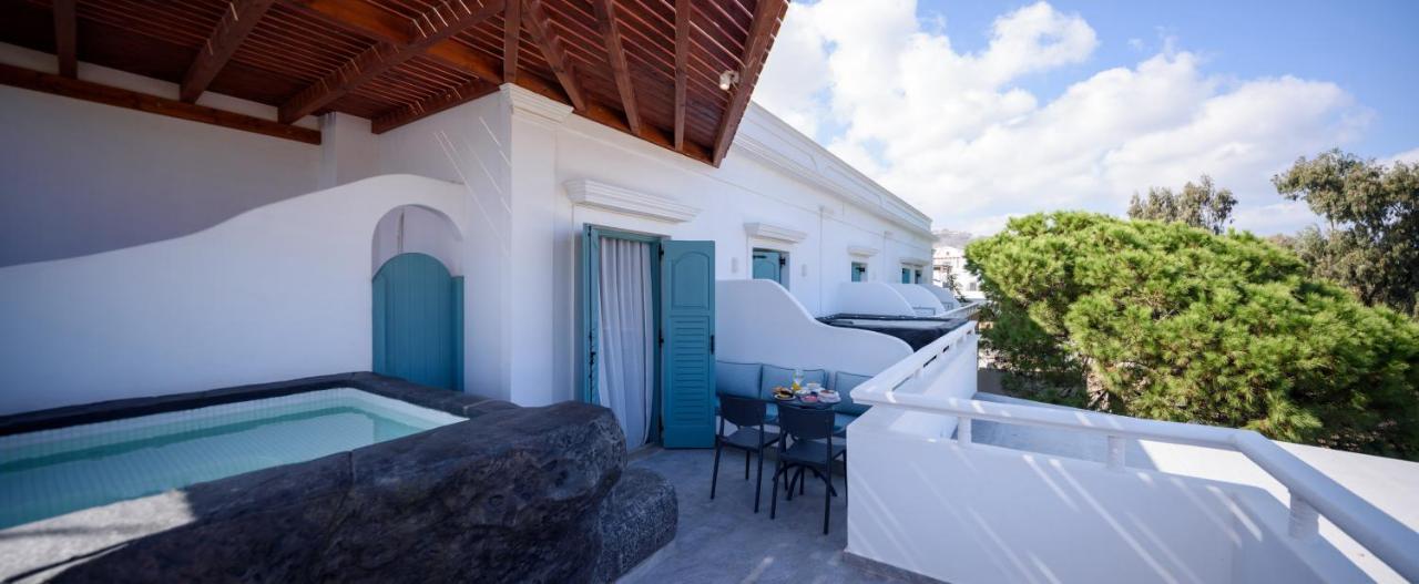 Hotel Armonia Kamári Exterior foto